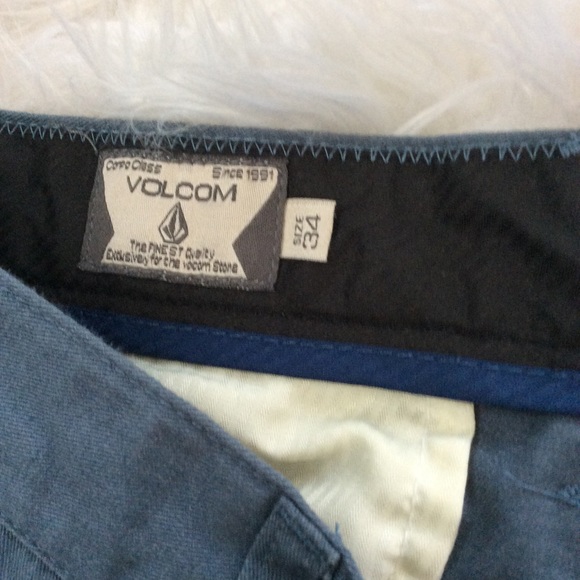 VOLCOM CHINO SHORTS - Picture 5 of 5